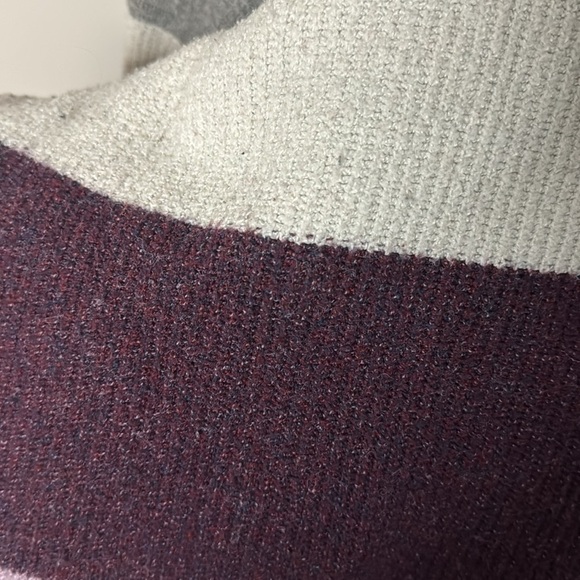 Staccato Women’s Purple/Gray Long Sleeve Mock Neck Sweater Top Sz M - Picture 6 of 6